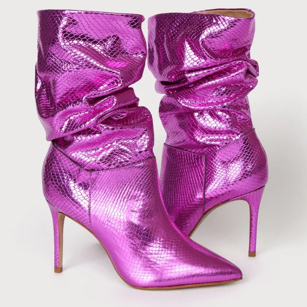 NEVER WORN Schutz Metallic Genuine Leather booties
